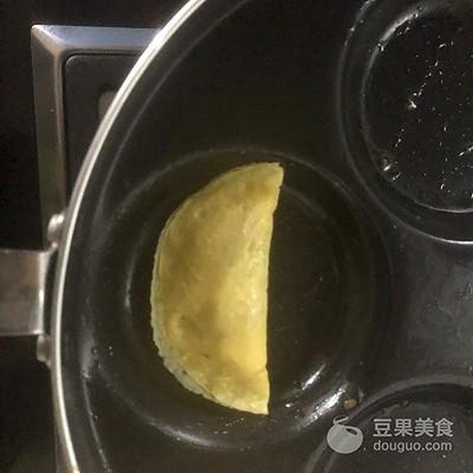 蛋饺制作步骤 8