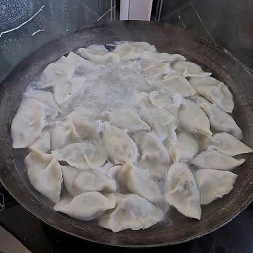 煮饺子